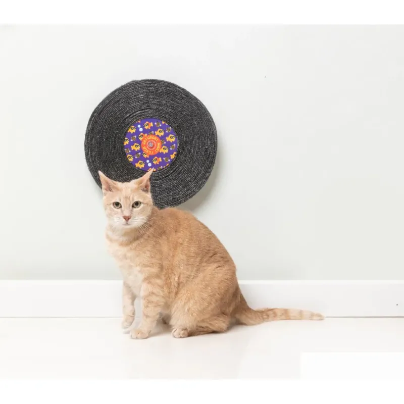 FuzzYard Record Cat Scratcher - Caturday Night Fever - img 2